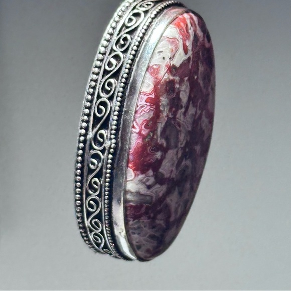 Unique CRAZY LACE AGATE Natural Organic Red and White Stone Pendant Necklace - Picture 2 of 11